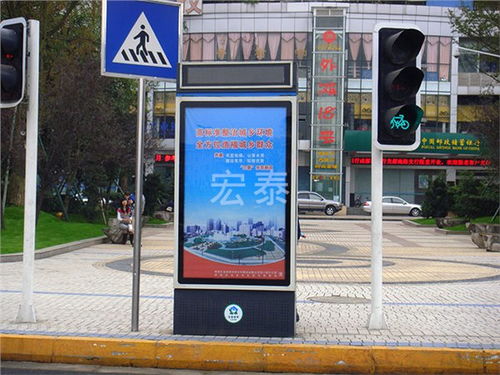 從青羊區(qū)宏泰金屬制品廠看滾動廣告燈箱與公交站臺燈箱的流行奧秘